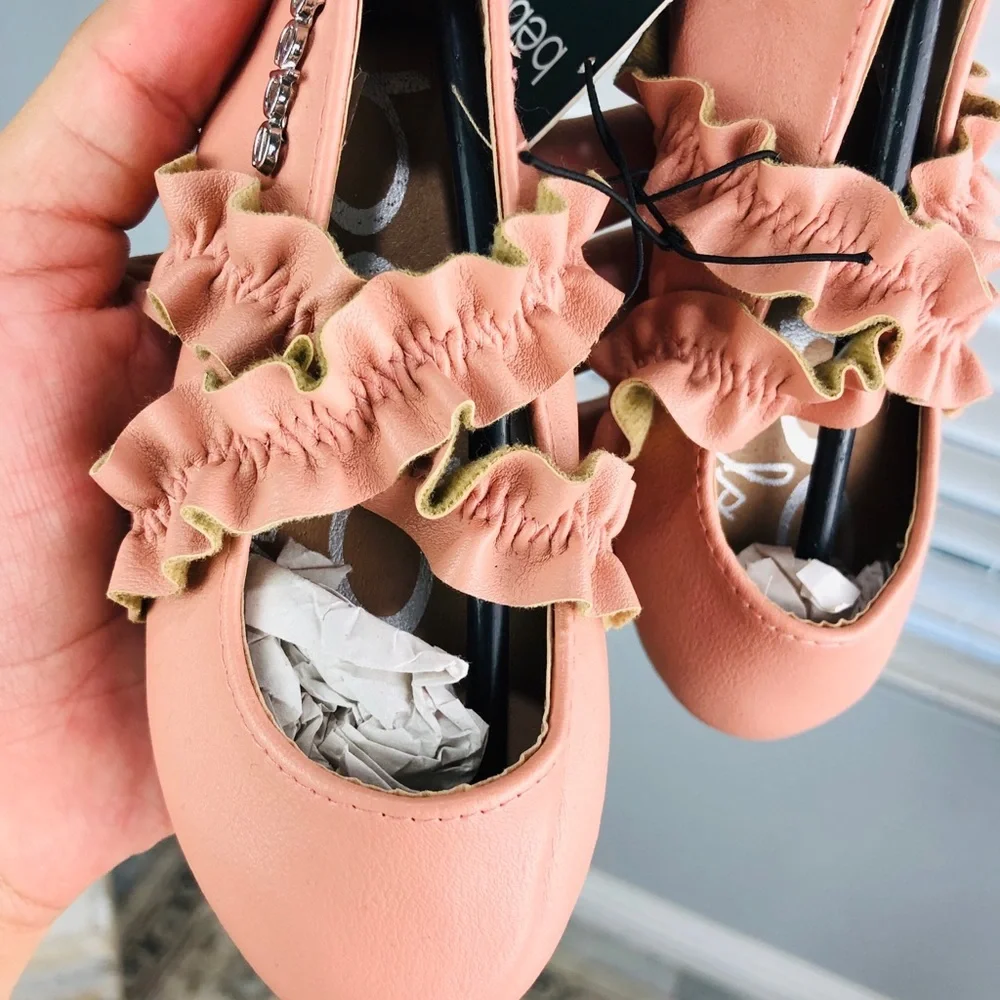 NWT BEBE GIRLS BLUSH FLATS